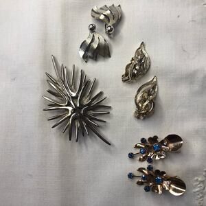 Vintage Lot of 4 Earrings & Brooch Coro Signed Silver Mod MCM Modern Retro